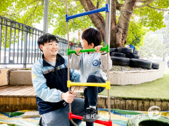 我愈加勤奋地想要成为他们温暖